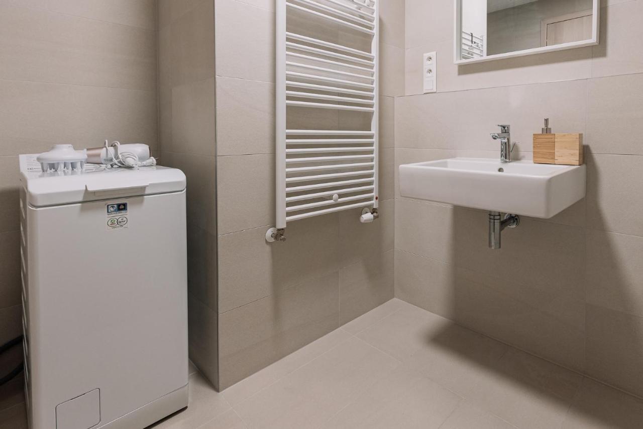 Skau Coral Residence In Sky Park 22 Floor 1Tower Panoramic View Free Parking Bratislava Exterior photo