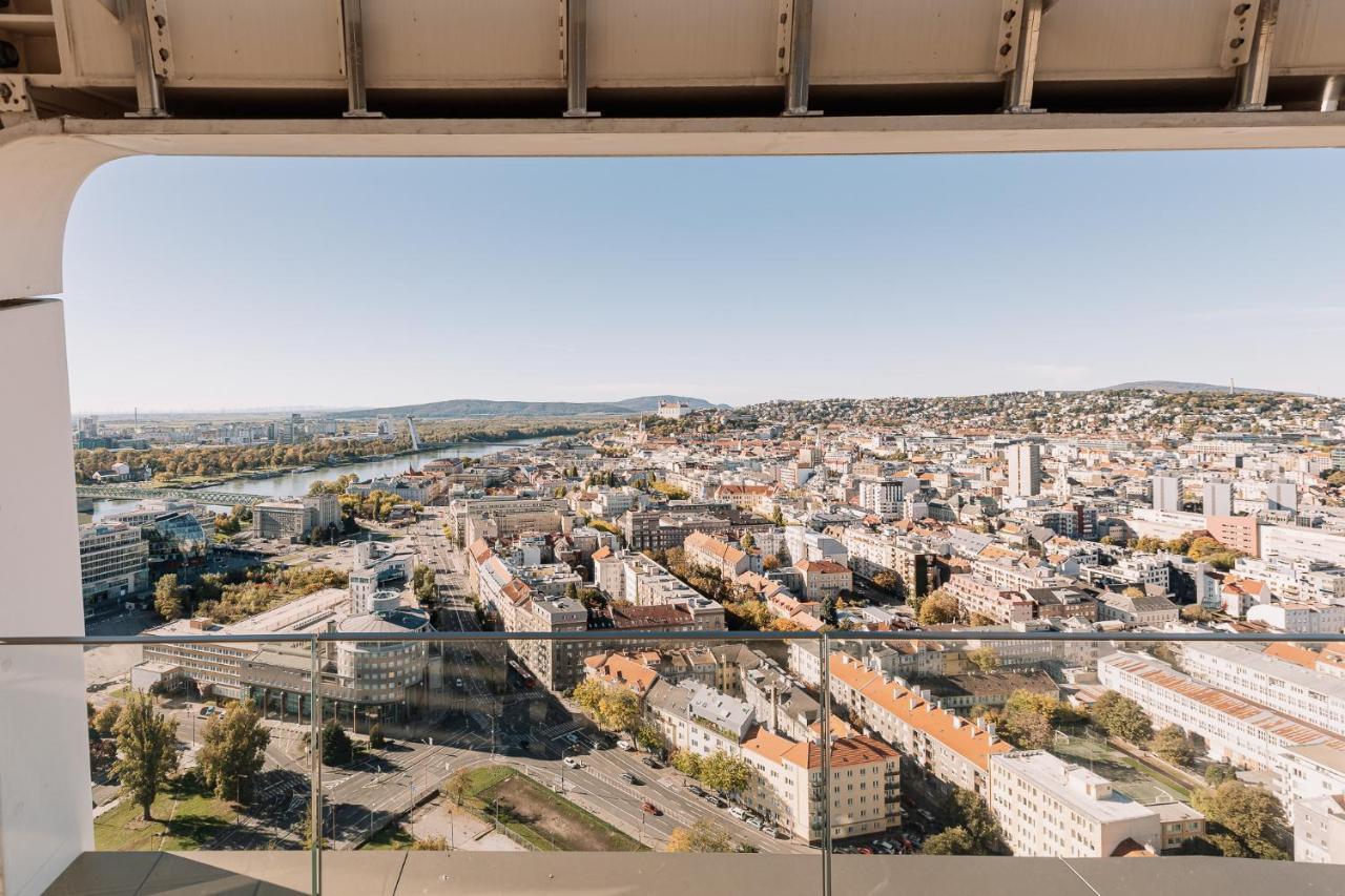 Skau Coral Residence In Sky Park 22 Floor 1Tower Panoramic View Free Parking Bratislava Exterior photo